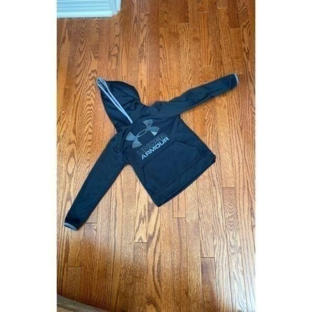under armor storm hoodie boys size XS